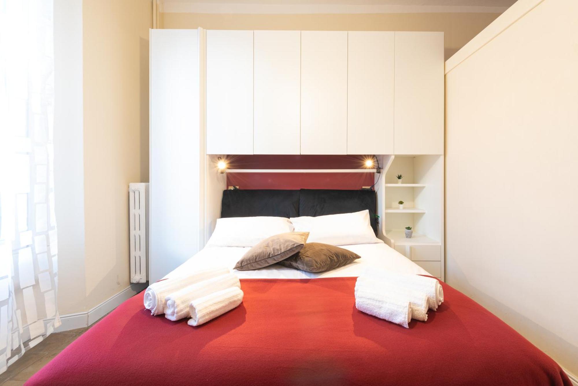 10' Duomo & Central Station Large Apartment Milano Exteriör bild